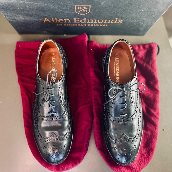 Allen Edmonds Whitney Wingtip Oxford Shoes – Black – Size 9.5 D - Picture 3 of 8